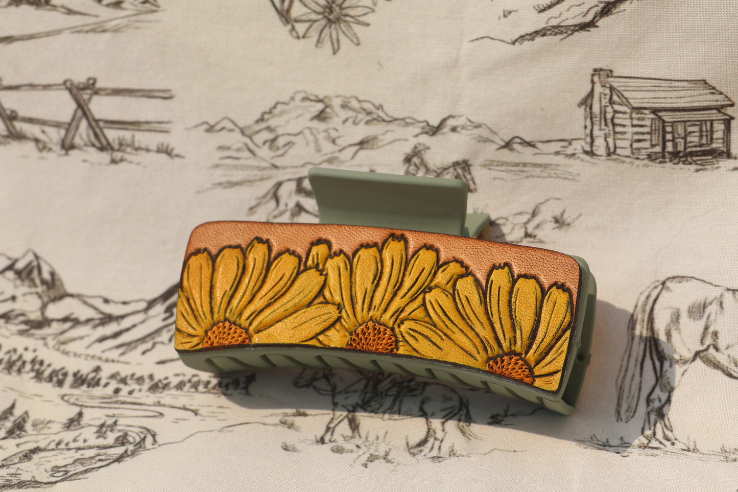 Arrowleaf Balsamroot Claw Clip